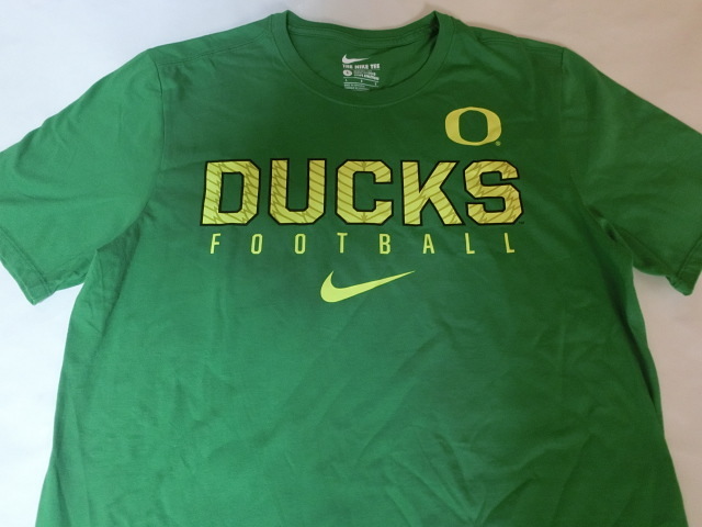 USA購入 激レア ナイキ【Nike】USカレッジ【OREGON DUCKS】オレゴン大学ダックス 【DUCKS FOOTBALL】ロゴプリントTシャツUS L 緑_画像1