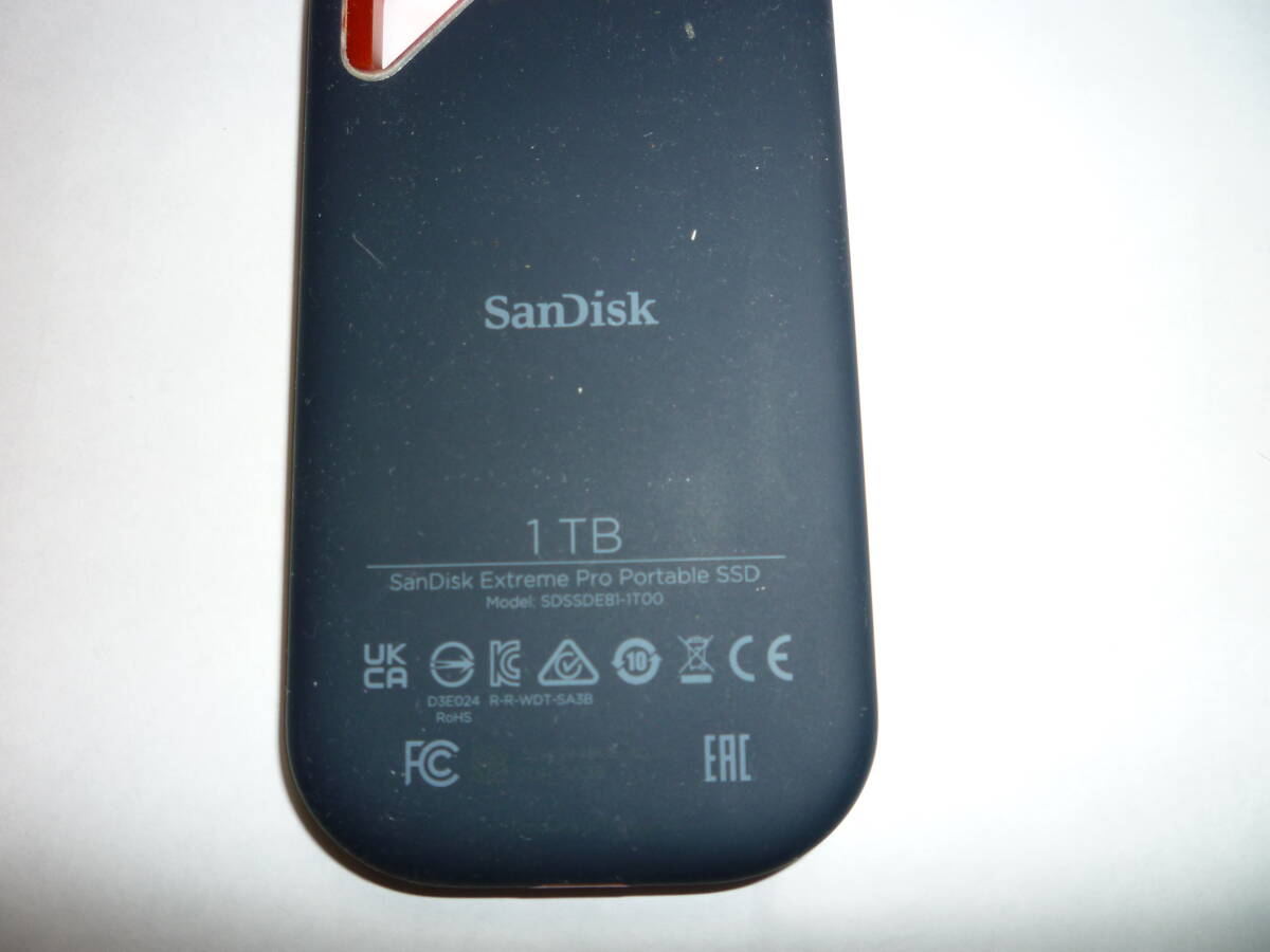 SanDisk　SSD１TB　QARFEE　USB128G３個_画像6