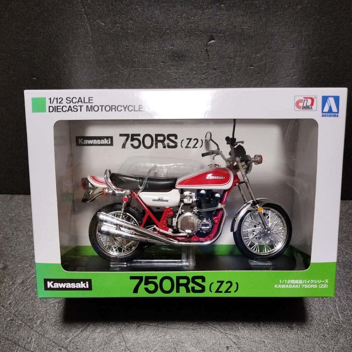 アオシマ「1/12 750RS」Z2 赤白カラー ミニカー 完成品バイク アオシマ「1/12 750RS」Z2 赤白カラー ミニカー 完成品バイク