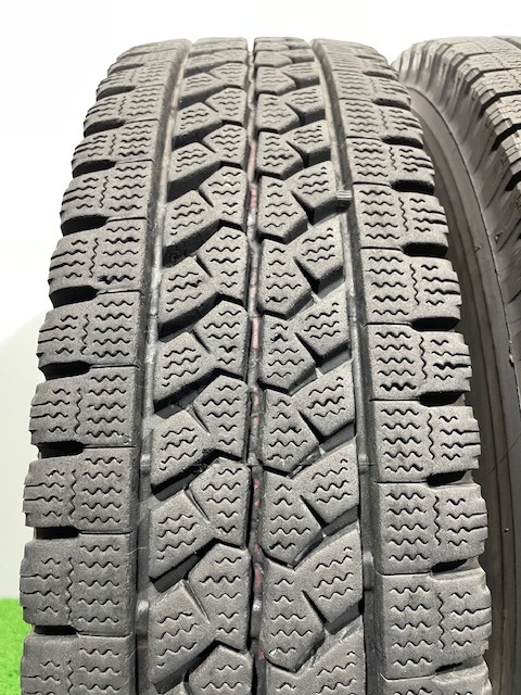 ☆送料込み☆ 195/85R15 113/111L LT ブリヂストン BLIZZAK W979 スタッドレス 6本 195/85/15 タイヤ_画像2