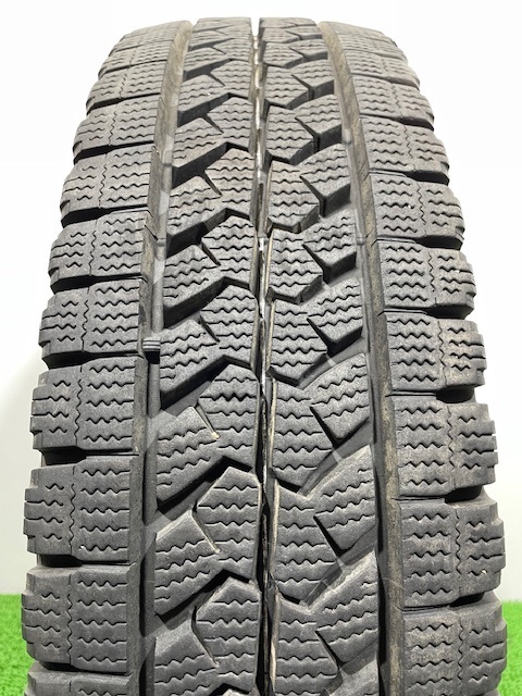 ☆送料込み☆ 205/85R16 117/115L LT ブリヂストン BLIZZAK W979 スタッドレス 6本 205/85/16 タイヤ_画像2