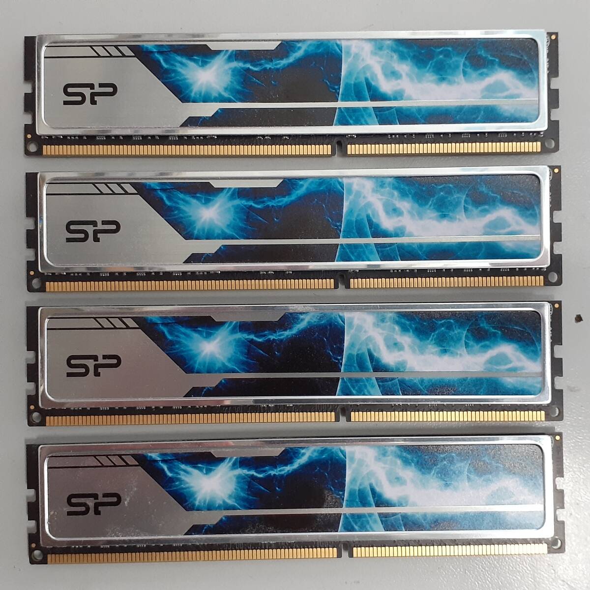 SiliconPower DDR3-1600MHz 32GB (8GB×4枚セット) SP008GBLTU169NS2 動作確認済み デスクトップ用 PCメモリ_画像3