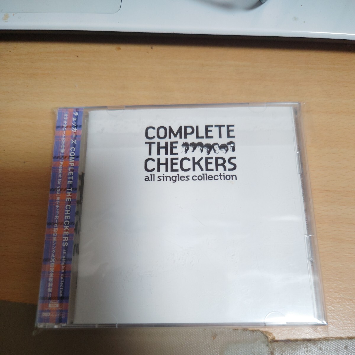 中古 CD　チェッカーズ　COMPLETE THE CHECKERS all singles collection_画像1