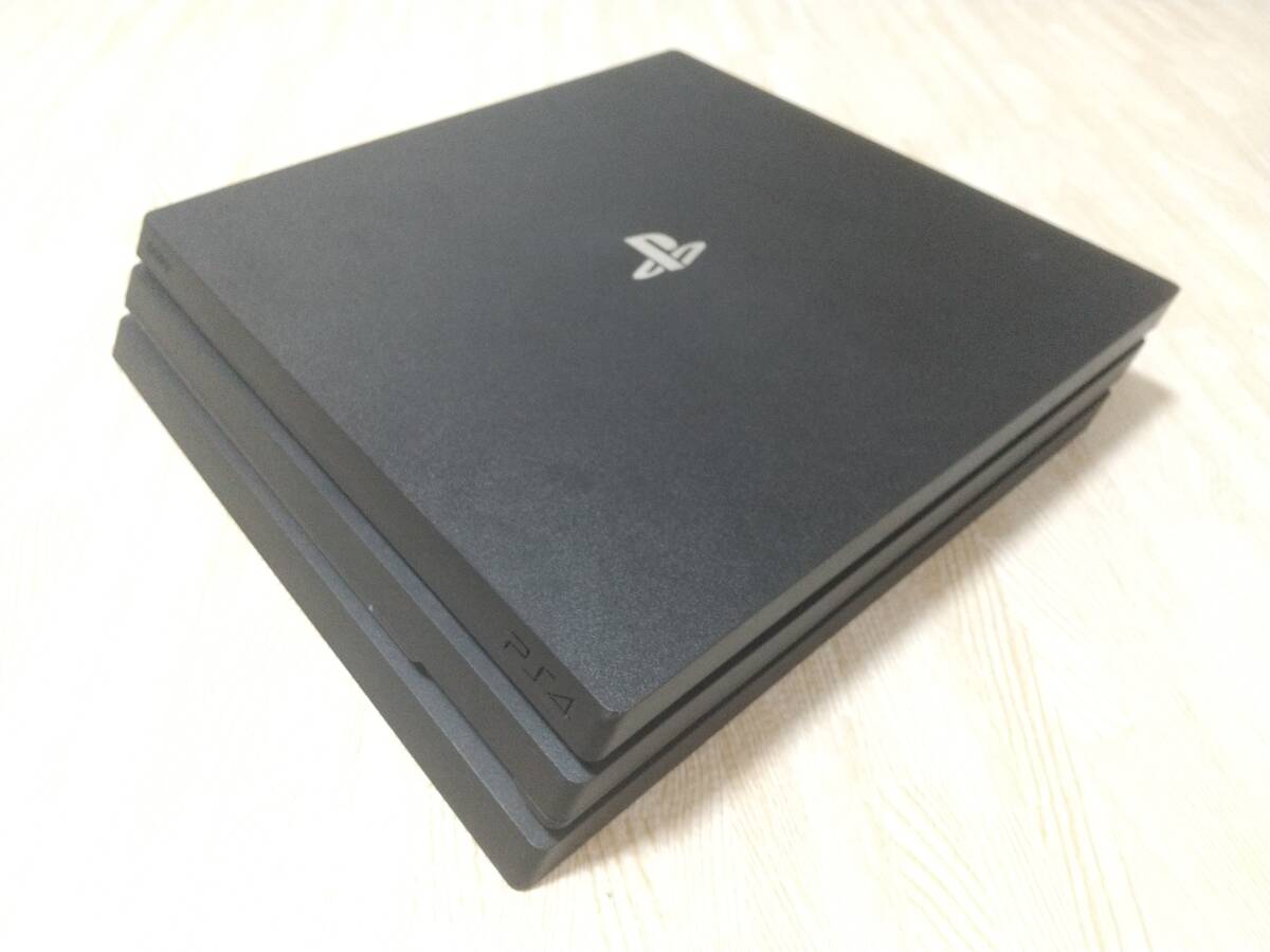 中古】SONY プレイステーション4 500GB ブラック CUH-1100AB01 中古】SONY プレイステーション4 500GB ブラック CUH-1100AB01