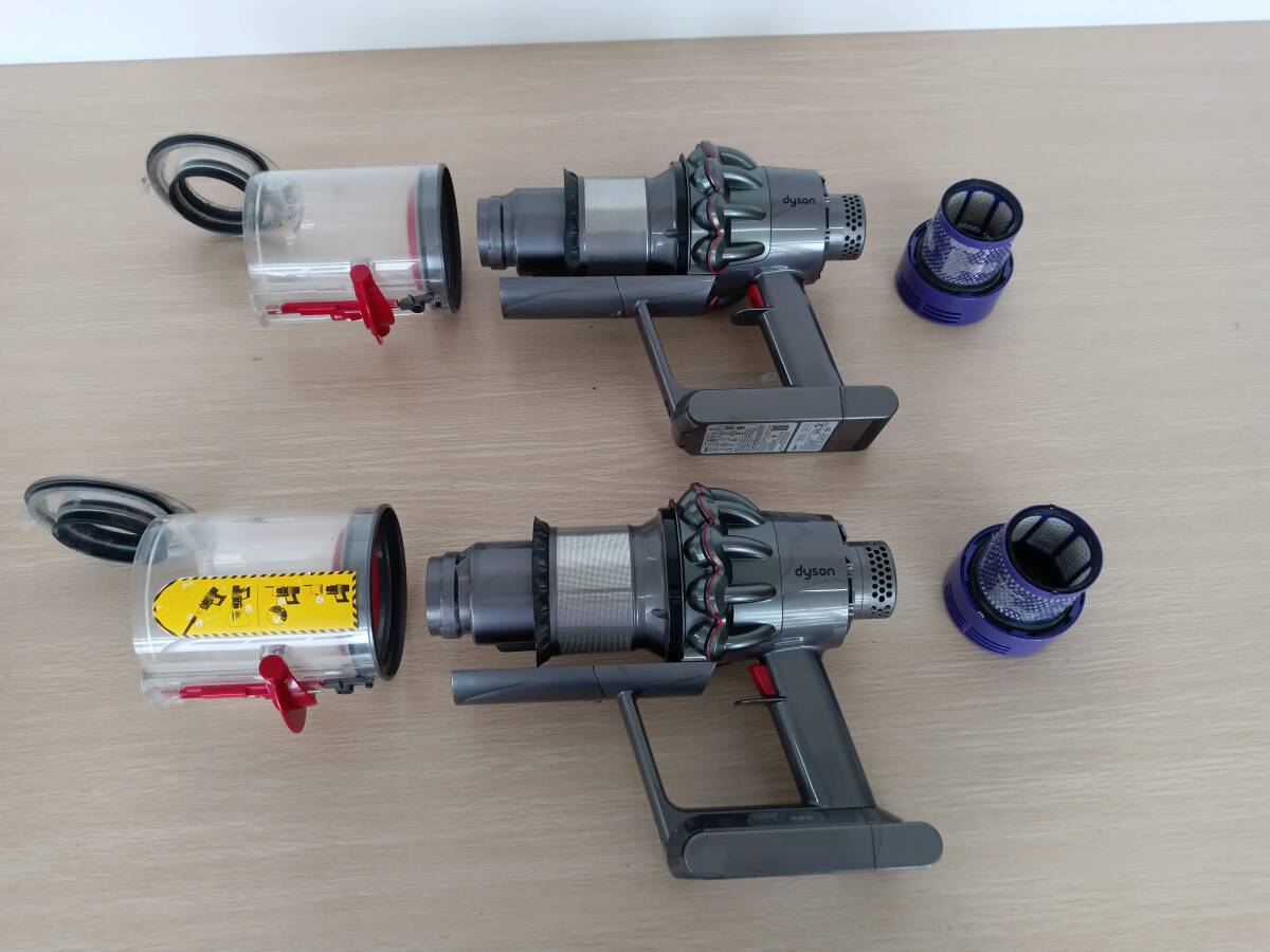 ☆ 【EM829】dyson　ダイソン　SV12　2台セット　コードレスクリーナー掃除機　ジャンク品_画像2