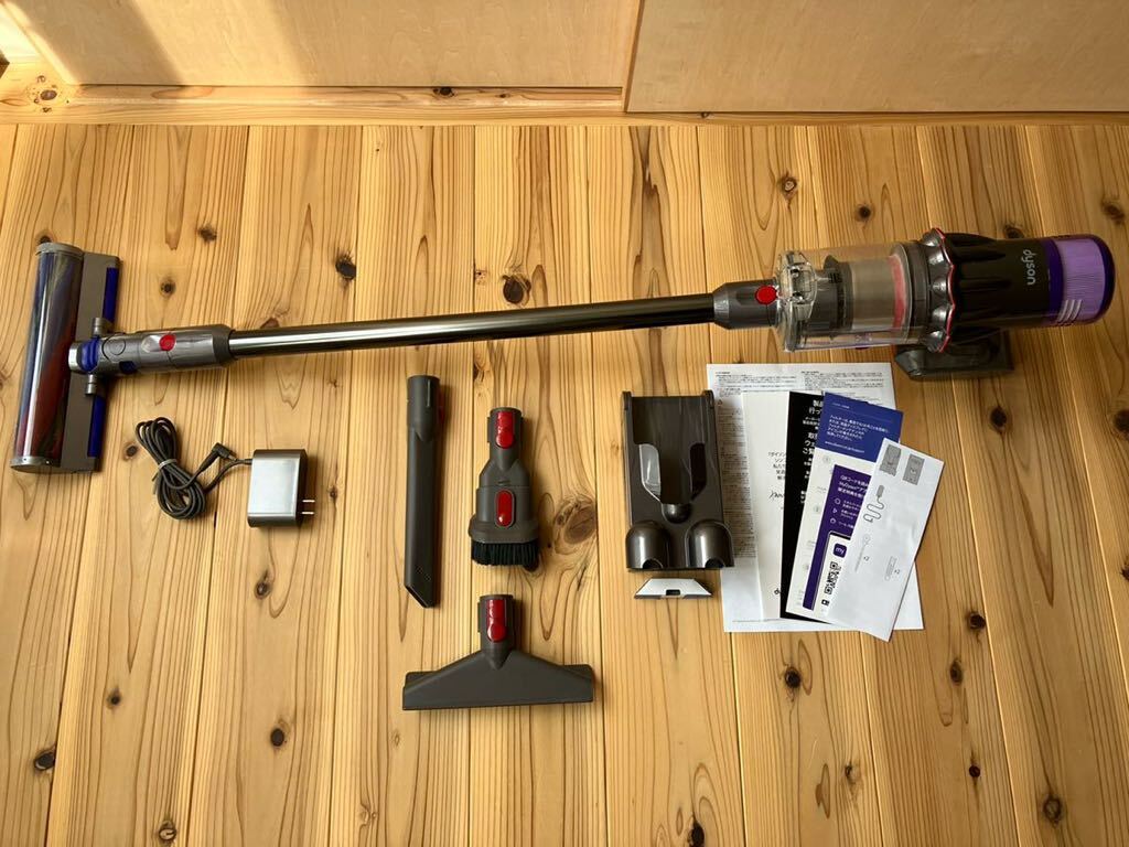 ★中古（おまけ付き）★ダイソン Dyson digital slim＋ コードレススティッククリーナー SV18FF COM2（箱付き）の画像1