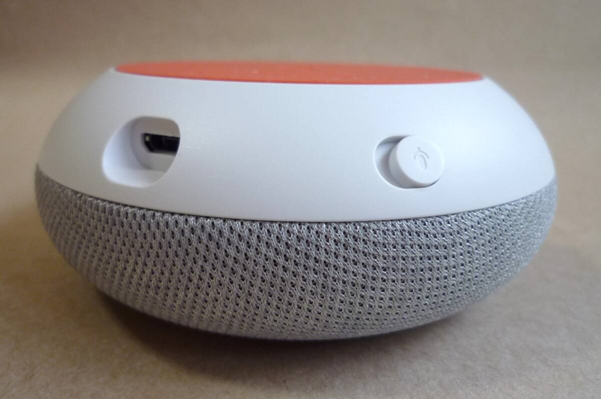 外観良品 グーブル ホームミニ Google Home Mini H0A 第1世代 スマートスピーカー チョーク ACアダプタ付き_画像6