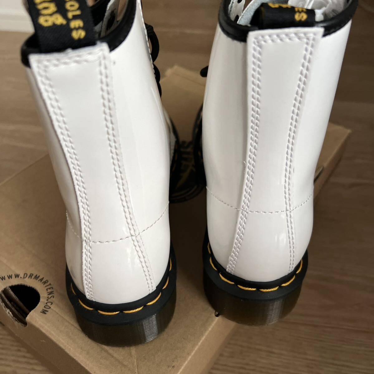 新品 未使用 Dr Martensドクターマーチン 1460 3 ホール ブーツ 新品 未使用 Dr Martensドクターマーチン 1460 3 ホール ブーツ