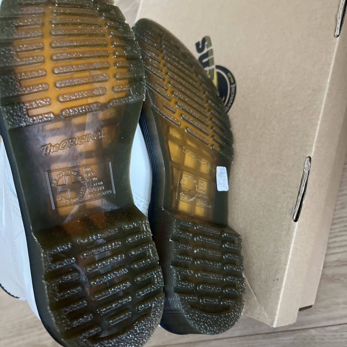 新品 未使用 Dr Martensドクターマーチン 1460 3 ホール ブーツ 新品 未使用 Dr Martensドクターマーチン 1460 3 ホール ブーツ