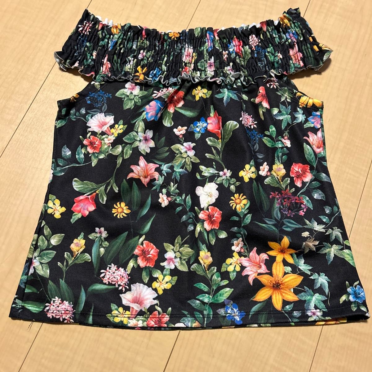 ZARA トップス　花柄