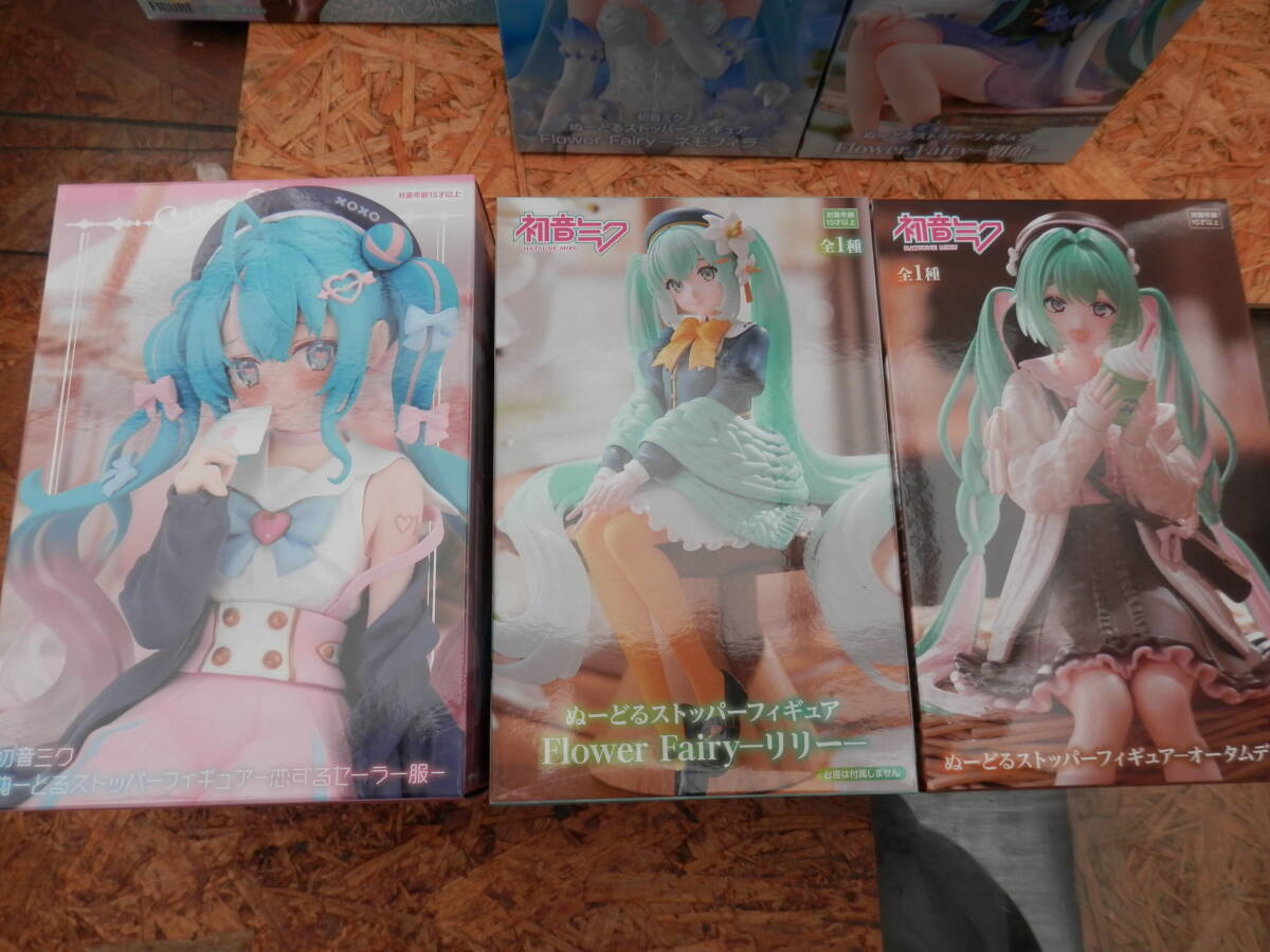 1000円スタート フリュー 初音ミク ぬーどるストッパーフィギュア＋1 計9点セット 未使用品_画像3