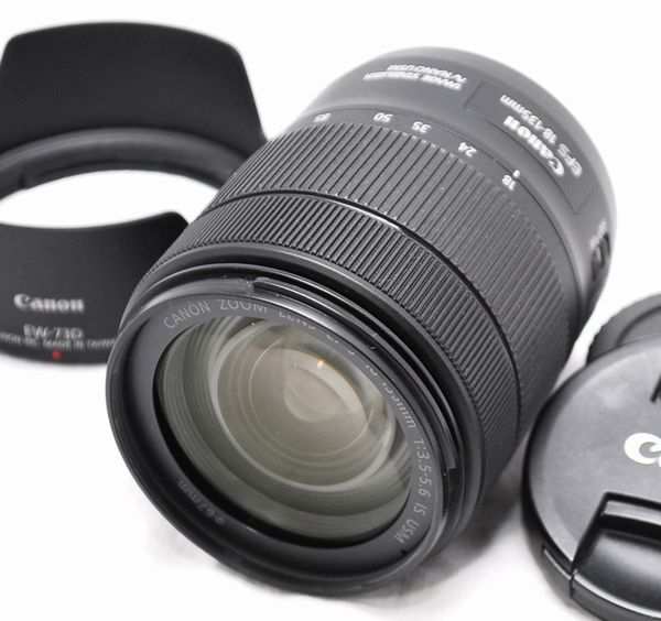 【新品級の超美品・純正フード付き】Canon キヤノン EF-S 18-135mm F3.5-5.6 IS USM_画像2