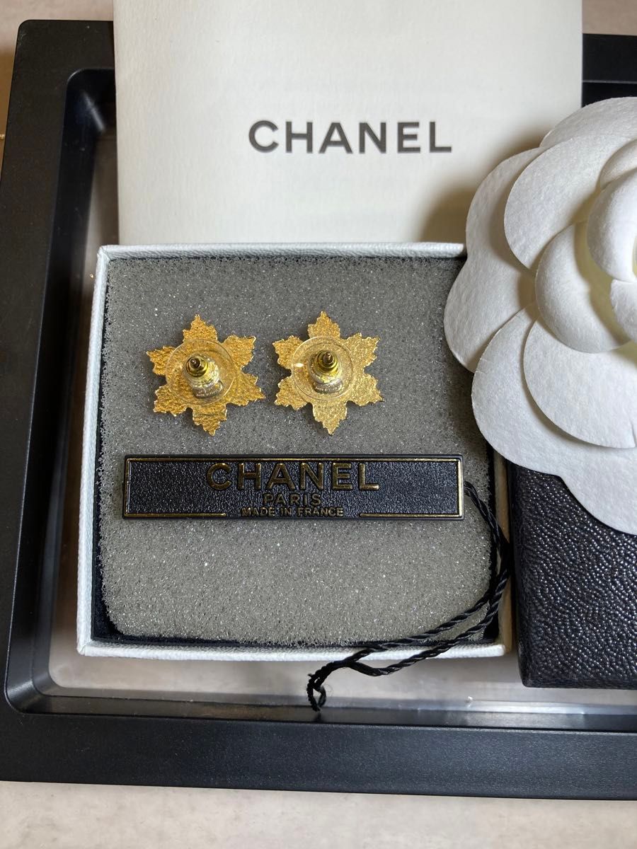 CHANEL 両耳ピアス正規品・値下げしました