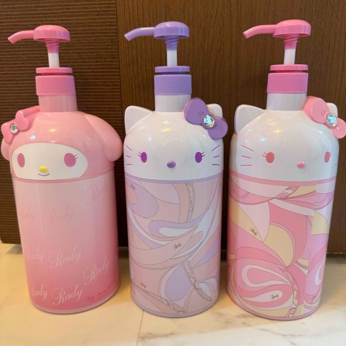 Rady シャンプーボトル 売り切り希望のためお値段のご提示お願い Rady シャンプーボトル 売り切り希望のためお値段のご提示お願い