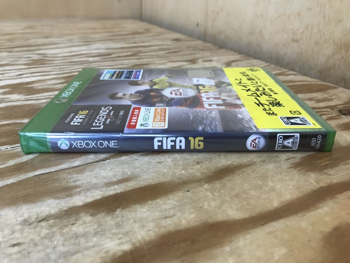 m ネコポスE FIFA16 XBOXONE ソフト エレクトロニック・アーツ ゲームソフト ※未使用長期保管品、フィルムに破けあり_画像3