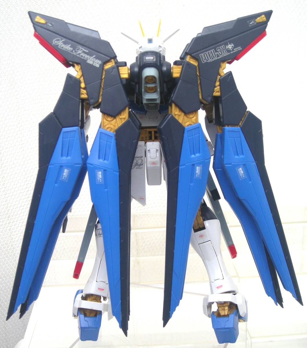 S 1/100 バンダイ MG 機動戦士ガンダムSEED DESTINY ZGMF-X20A S 1/100 バンダイ MG 機動戦士ガンダムSEED DESTINY ZGMF-X20A