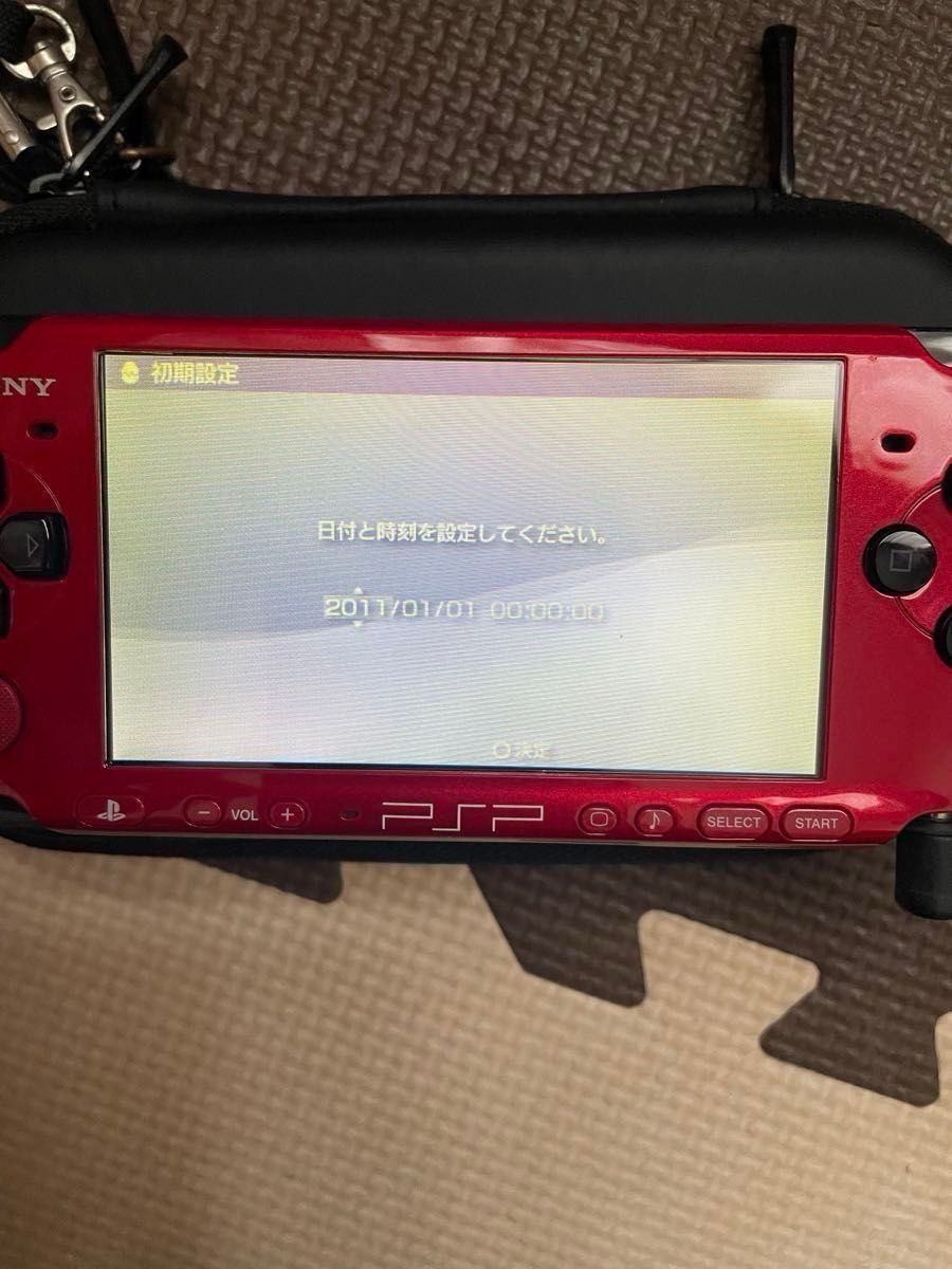 PSP プレイステーションポータブル本体　3000版　赤黒　モンハン3rd 充電コード　バッテリーと保護フィルム追加！