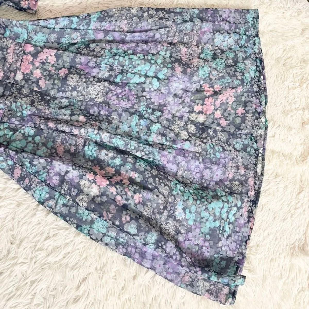 TOCCA トッカ 花柄 総柄 フラワープリント ロングワンピース TOCCA トッカ 花柄 総柄 フラワープリント ロングワンピース