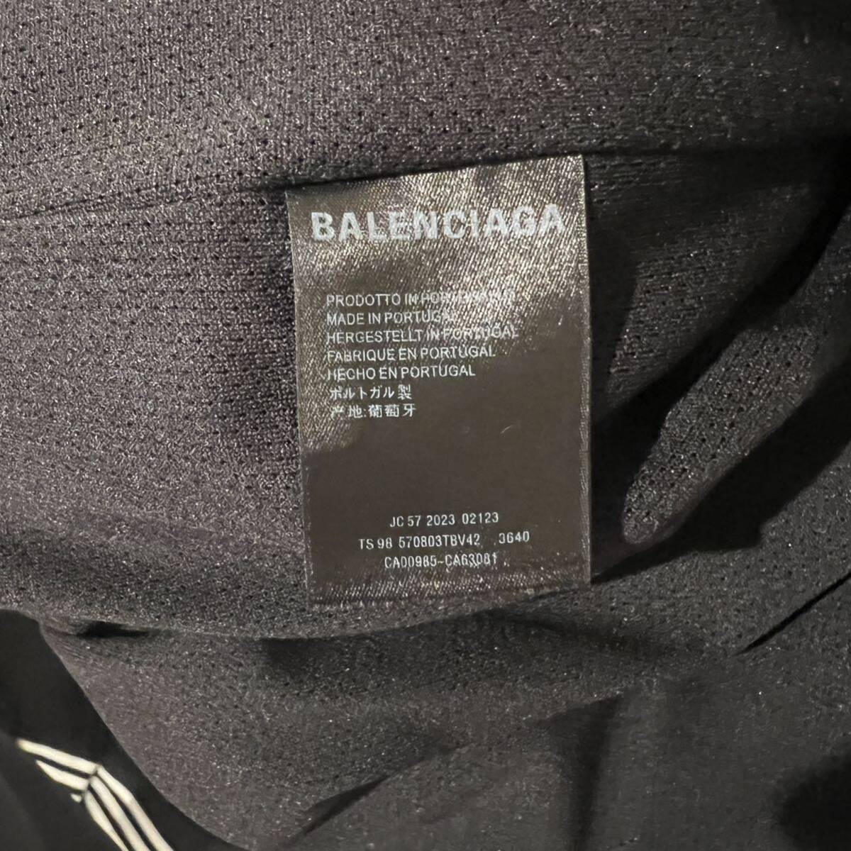 【1円スタート】Balenciaga Adidas LOGO PUFFER Large Fit Jacket (black) 並行輸入品の画像8