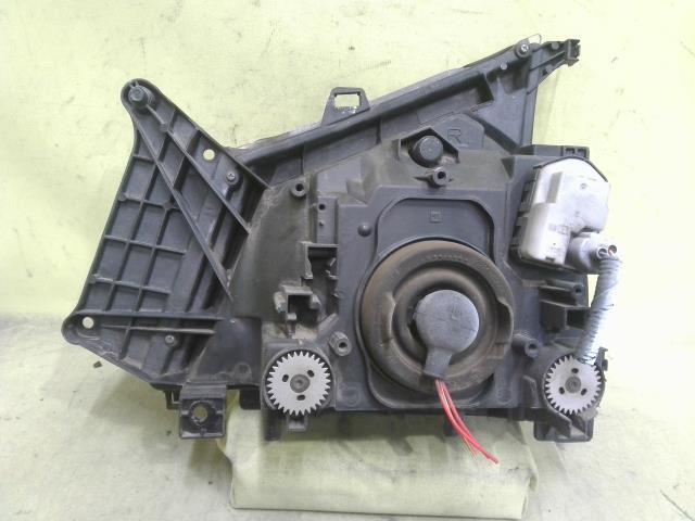 中古 タイタン PB-LKR81A 右ヘッドランプASSY 4HL1 110-21819 8-97365-162-6_画像4