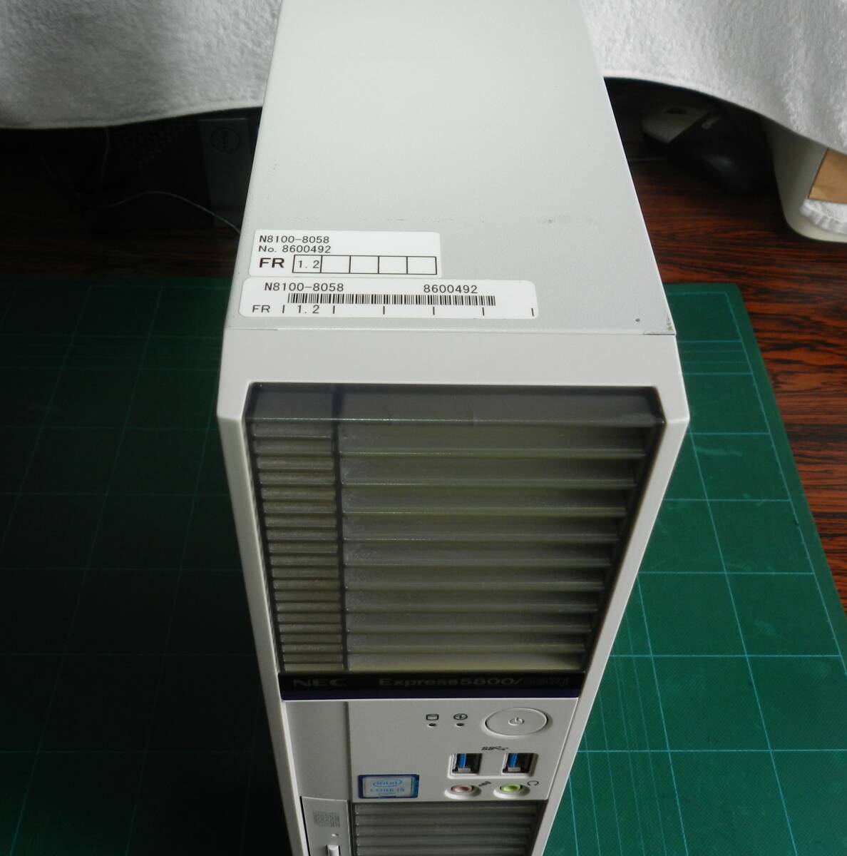 ★ NEC Express 5800/53xj ★ BIOS立ち上り確認済み CPU. RAM.HDD欠品 ジャンク扱_画像5