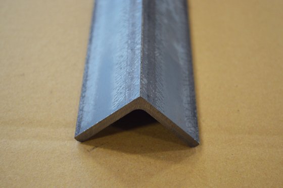  металлический и т.п. сторона угол L форма материал ( материал SS400) чёрная кожа материал размер продается куском маленький . распродажа обработка F40