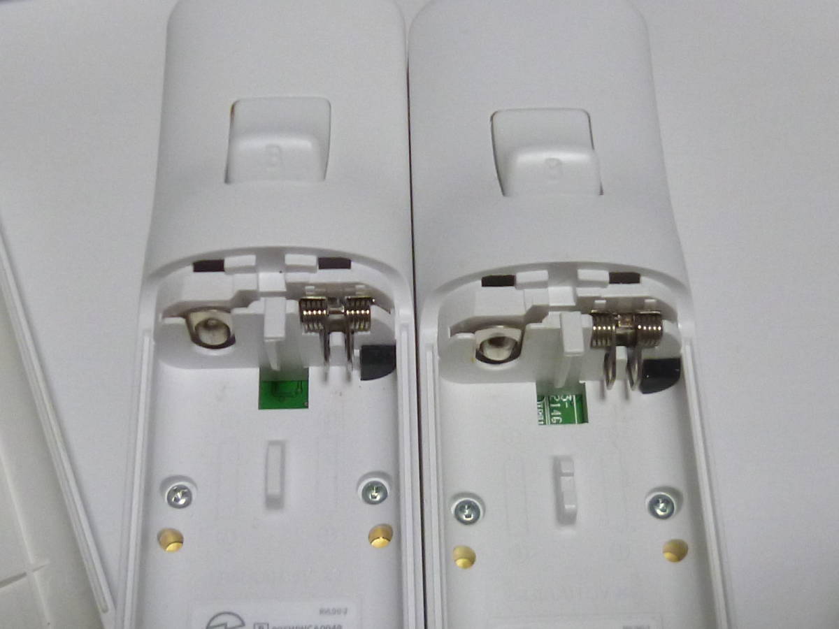 HD01【即日発送 送料無料 動作確認済】Wii リモコン　ハンドル　ストラップ 2個セット 任天堂 純正 Nintendo マリオカート　シロ　ホワイト_画像4