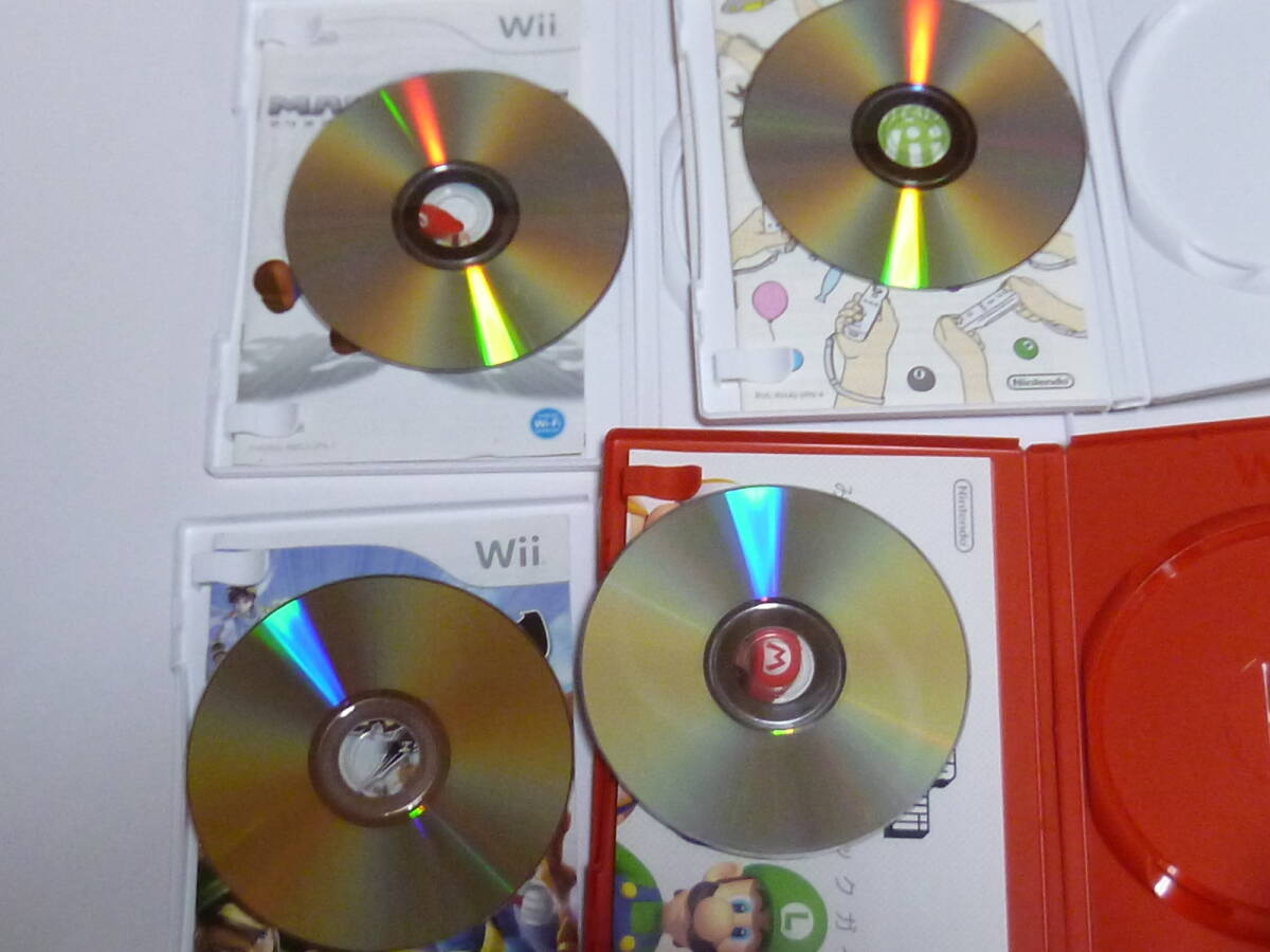 J14【即日発送 送料無料 動作確認済】Wiiソフト　4本セット マリオブラザーズ マリオカート 大乱闘スマッシュブラザーズⅩ　はじめてのWii