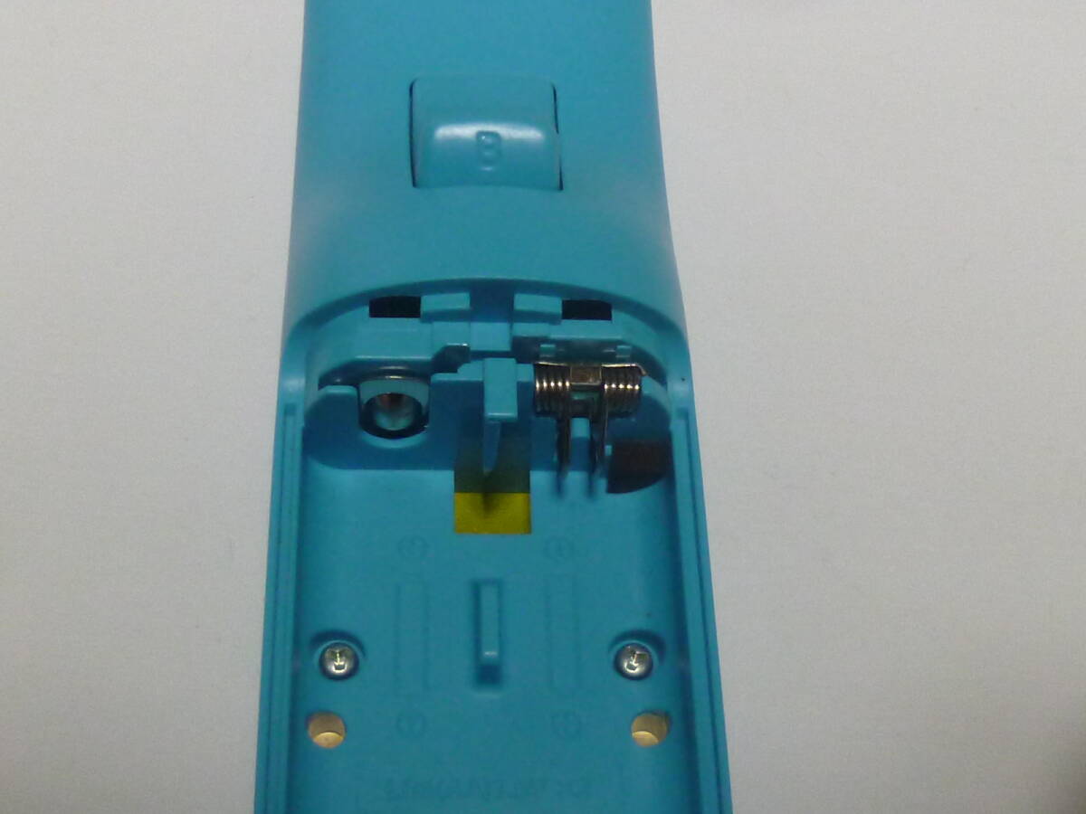 R050【送料無料 即日発送 動作確認済】Wii リモコンモーションプラス内蔵 任天堂 純正 RVL-036 青　ブルー