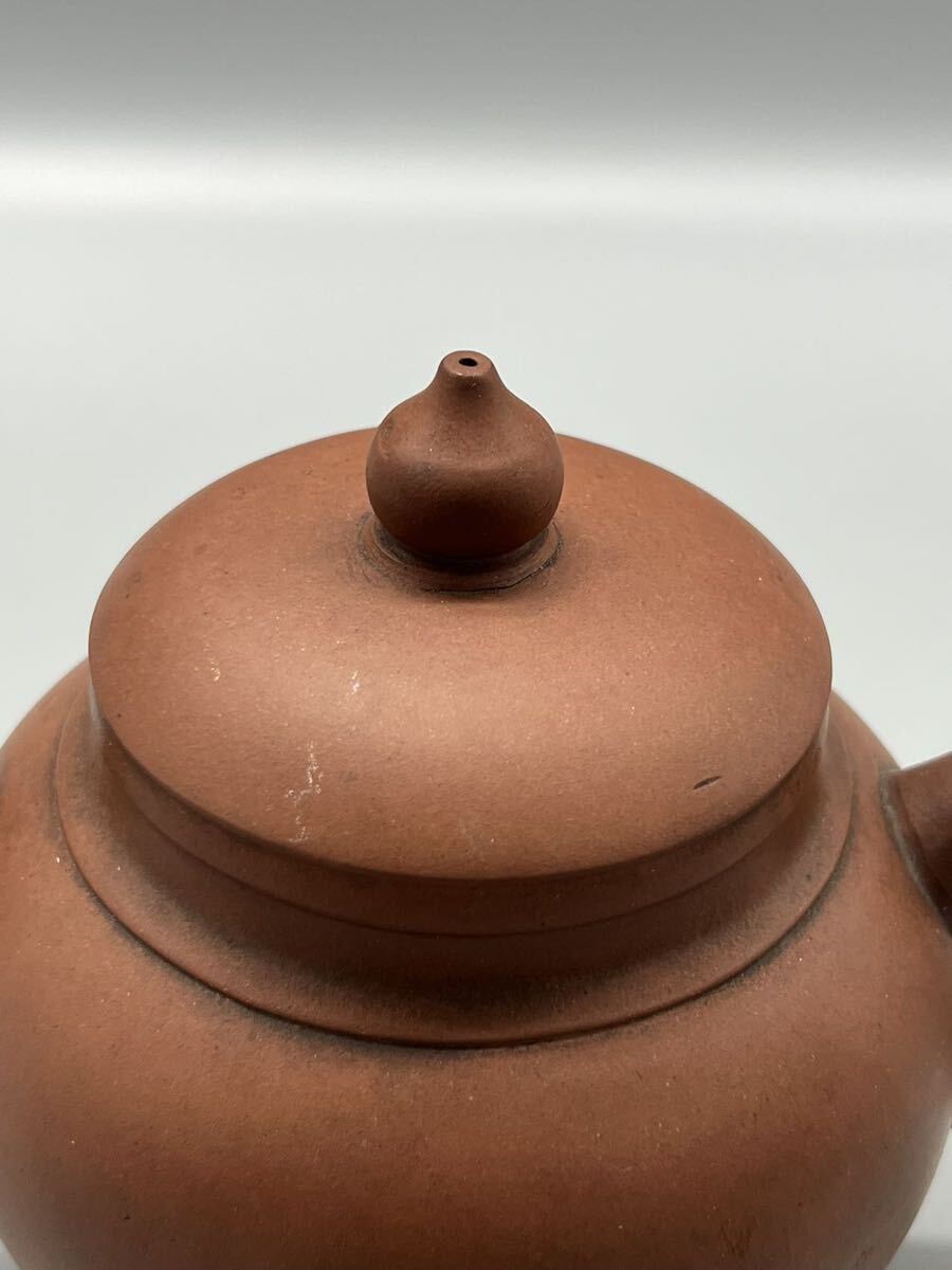  old China . country time . mud small teapot . tea utensils purple sand .