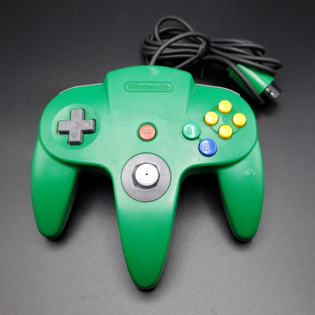 現状品 64コントローラー 3個 任天堂 Nintendo 64 昭和レトロ 当時物 純正品? レトロゲーム テレビゲーム【80t3571】_画像2