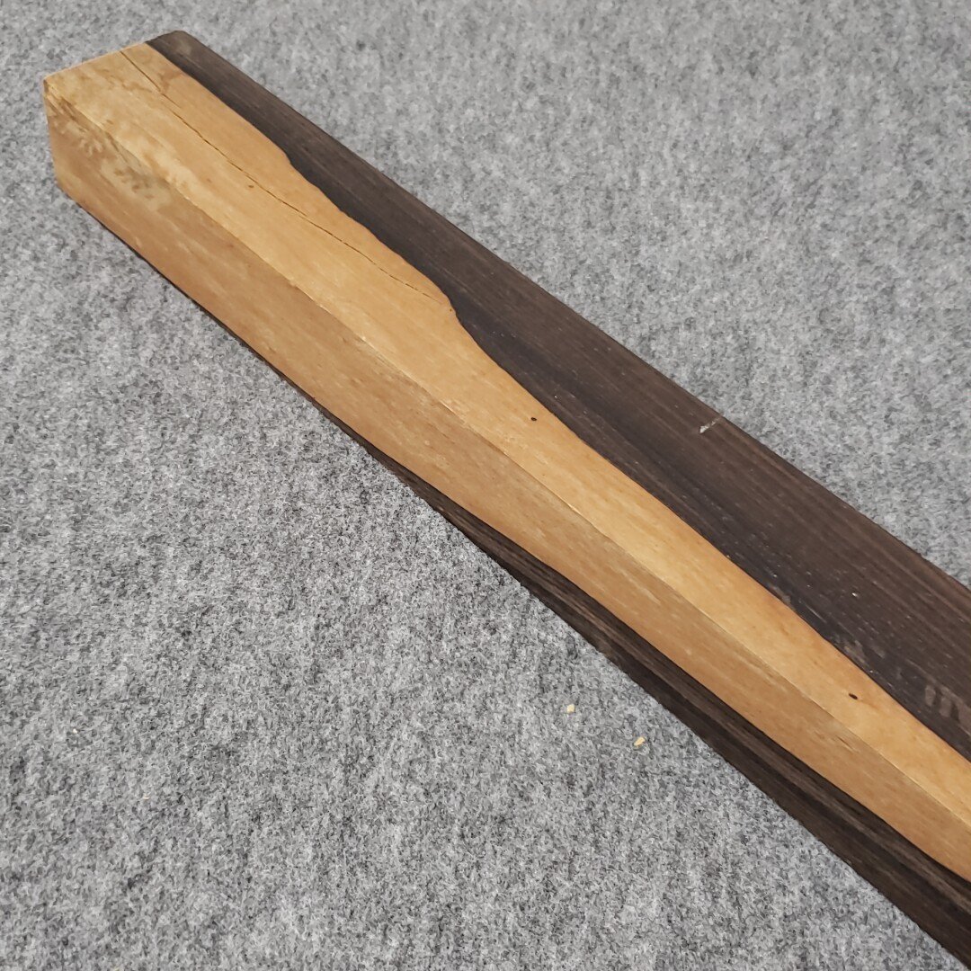 希少 黒柿 クロガキ 角材 孔雀杢 全長116.5cm ペンブランク 希少 黒柿 クロガキ 角材 孔雀杢 全長116.5cm ペンブランク