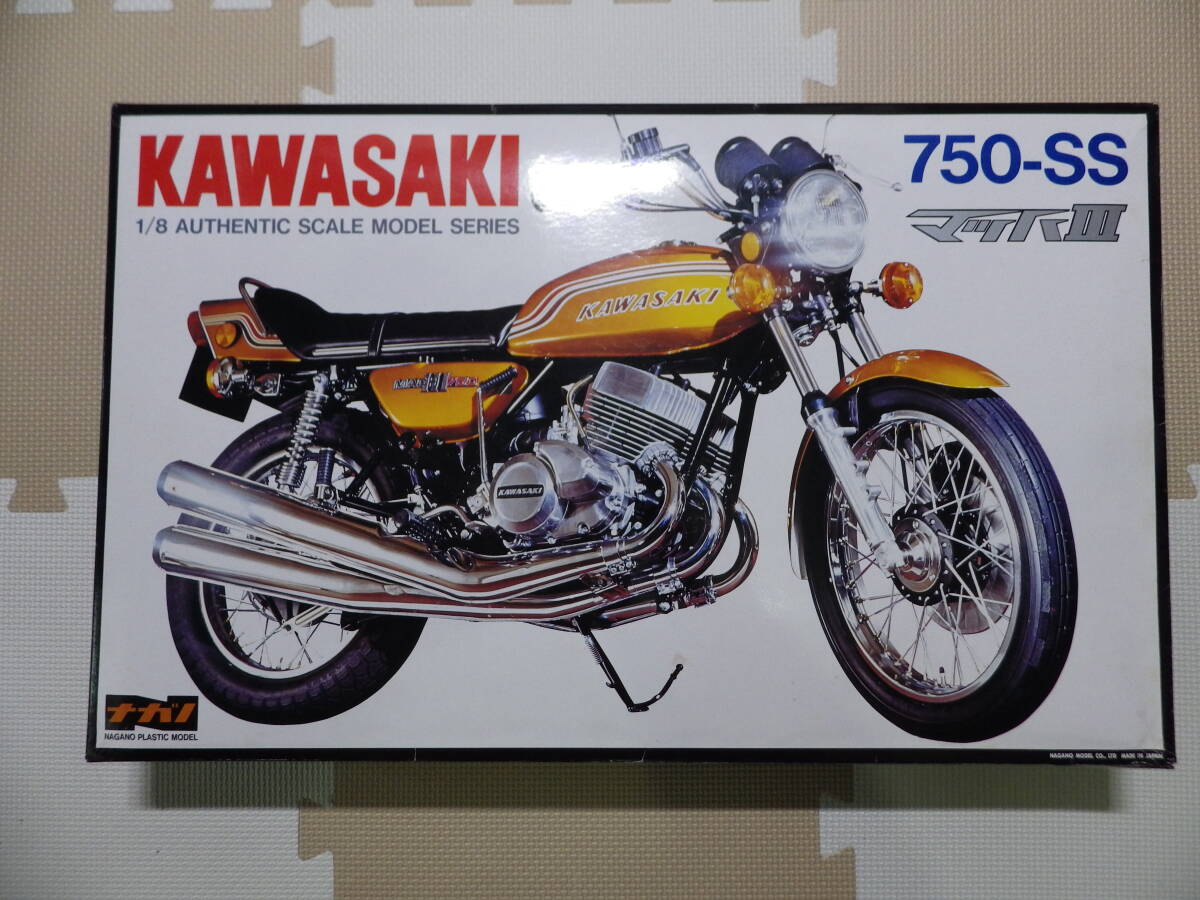 nagano1/8 Kawasaki Mach Ⅲ750-SS poster attaching 