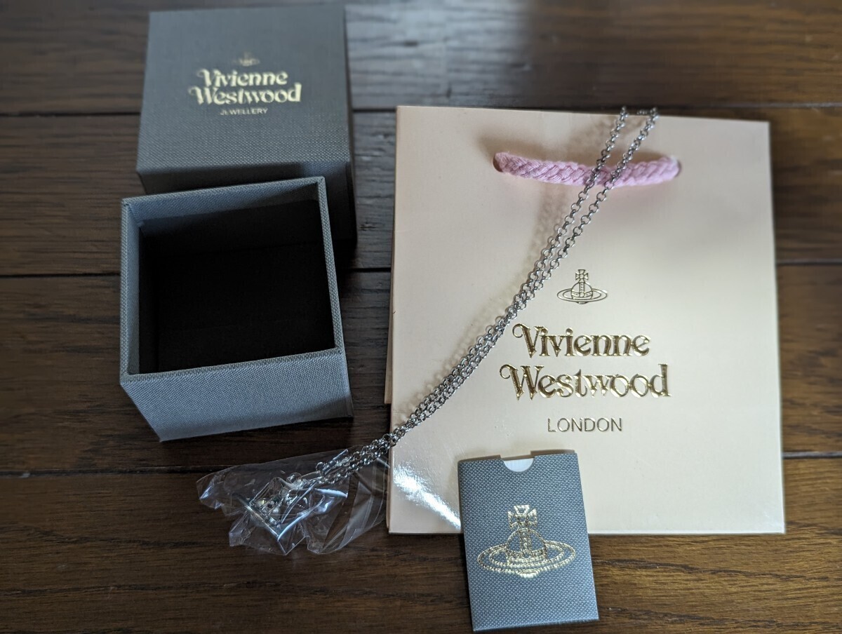【海外購入 新品未使用】ヴィヴィアンウエストウッド Vivienne Westwood オーブネックレスの画像2