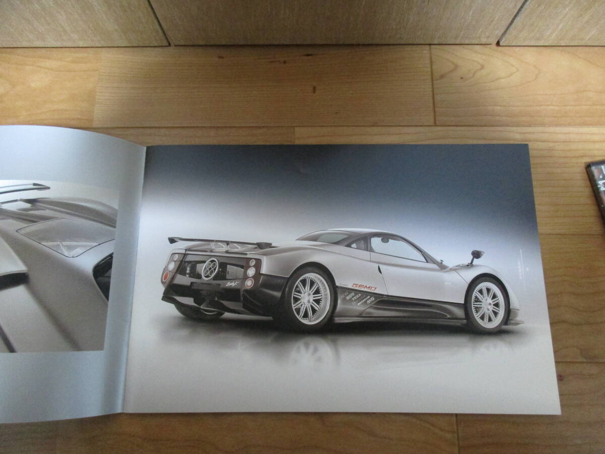  Pagani *zondaF English catalog &DVD Pagani Zonda F ho lachio* Pagani .. autograph? entering 