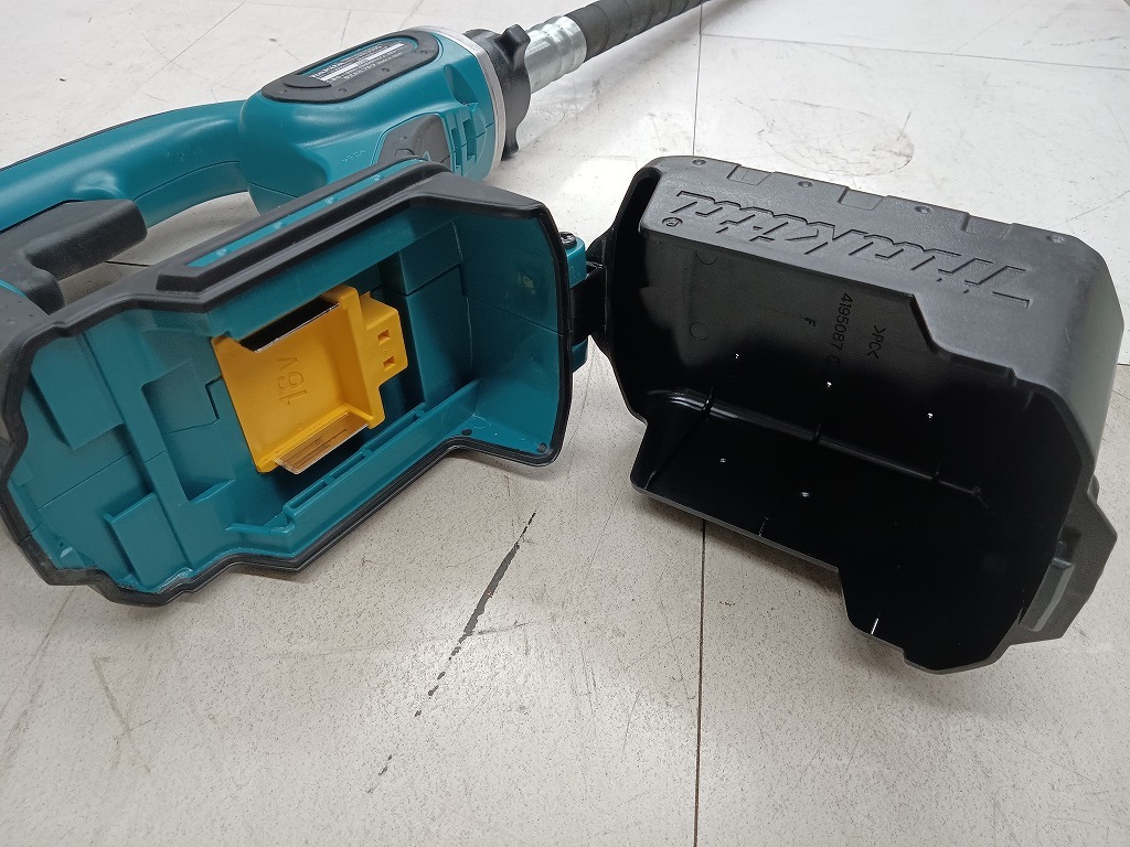 中古品 makita マキタ 充電式 コンクリートバイブレータ VR350DZ 本体のみ_画像8