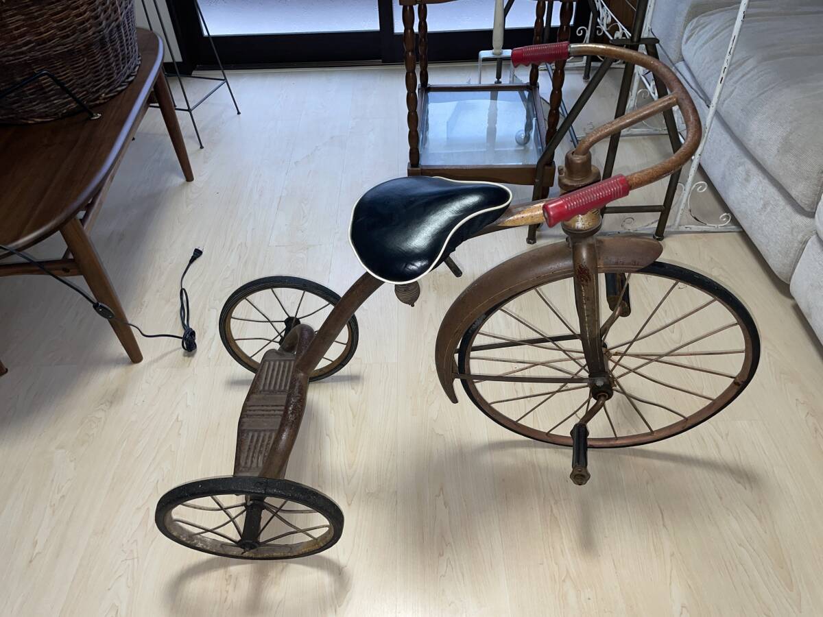 20世紀半ばのビンテージ三輪車　レトロ　古い　アンティーク　オブジェ　骨董品_画像2
