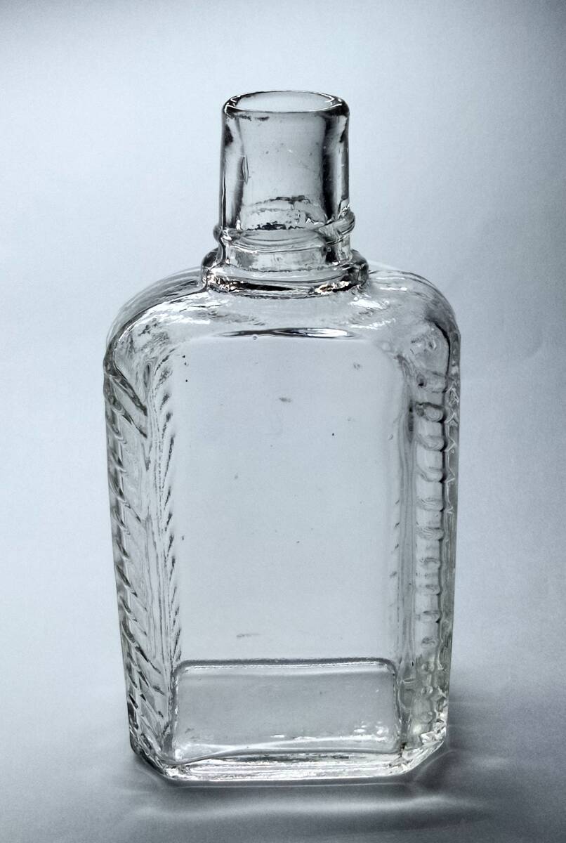  старый стеклянная бутылка дизайн регистрация . шесть 4 .0. Showa 7 год retro бутылка коллекция 