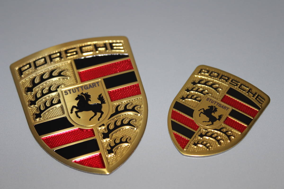 ポルシェ Porsche 3D エンブレム 二枚セット 新品の画像1