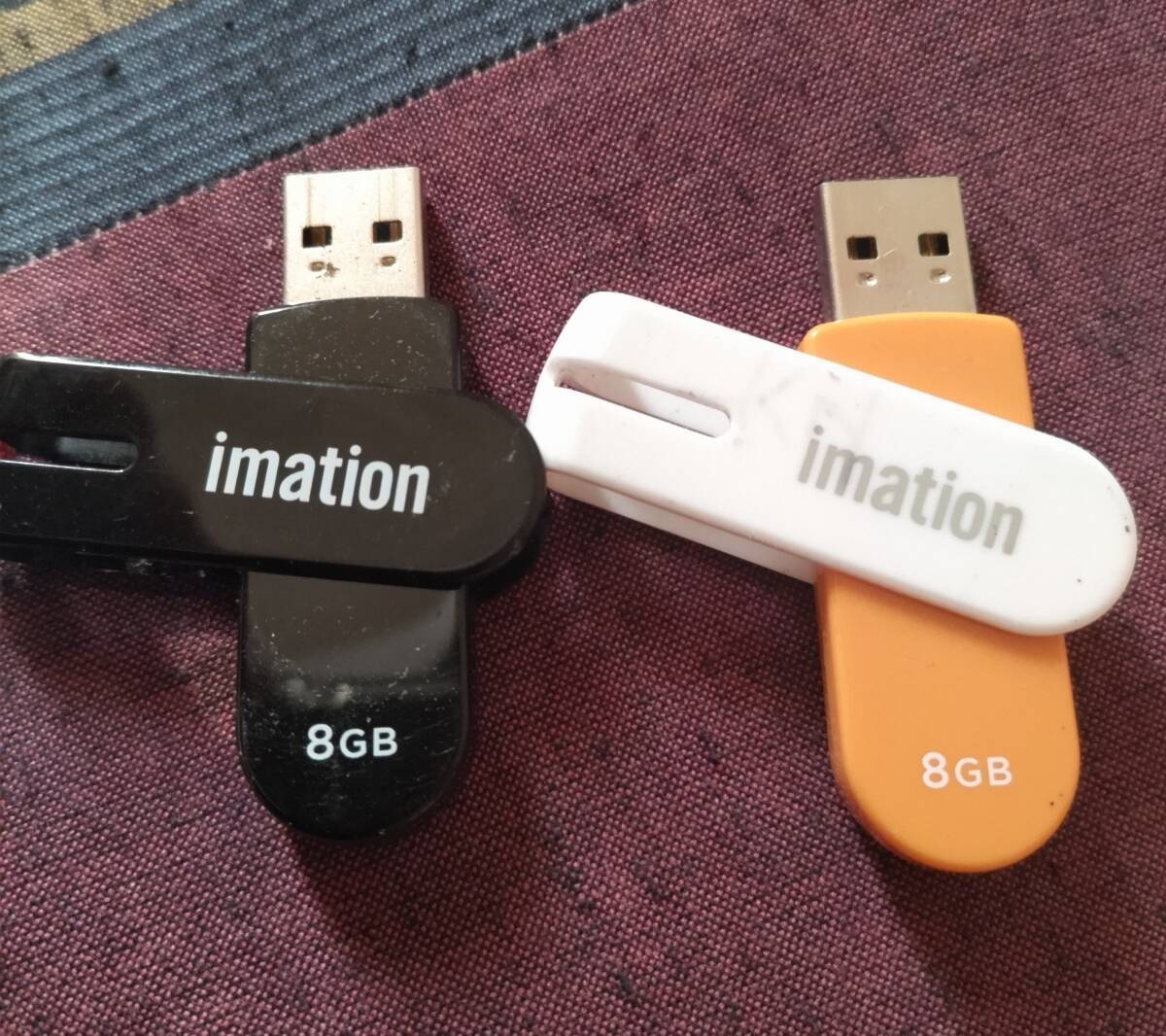 USBメモリ　2個セット　imation　_画像1