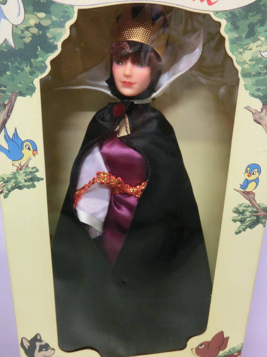  Disney Snow White *e Bill Queen woman . vi Ran z figure doll . woman *Disney Snow White Mattel Evil The Queene vi ru Queen 