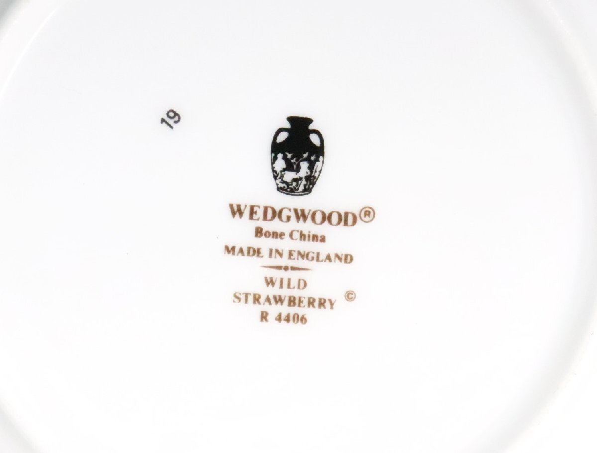 [ line .]WEDGWOOD Wedgwood WILD STRAEBERRY лесная земляника посуда суммировать plate cup блюдце pot и т.п. AB000ABH07