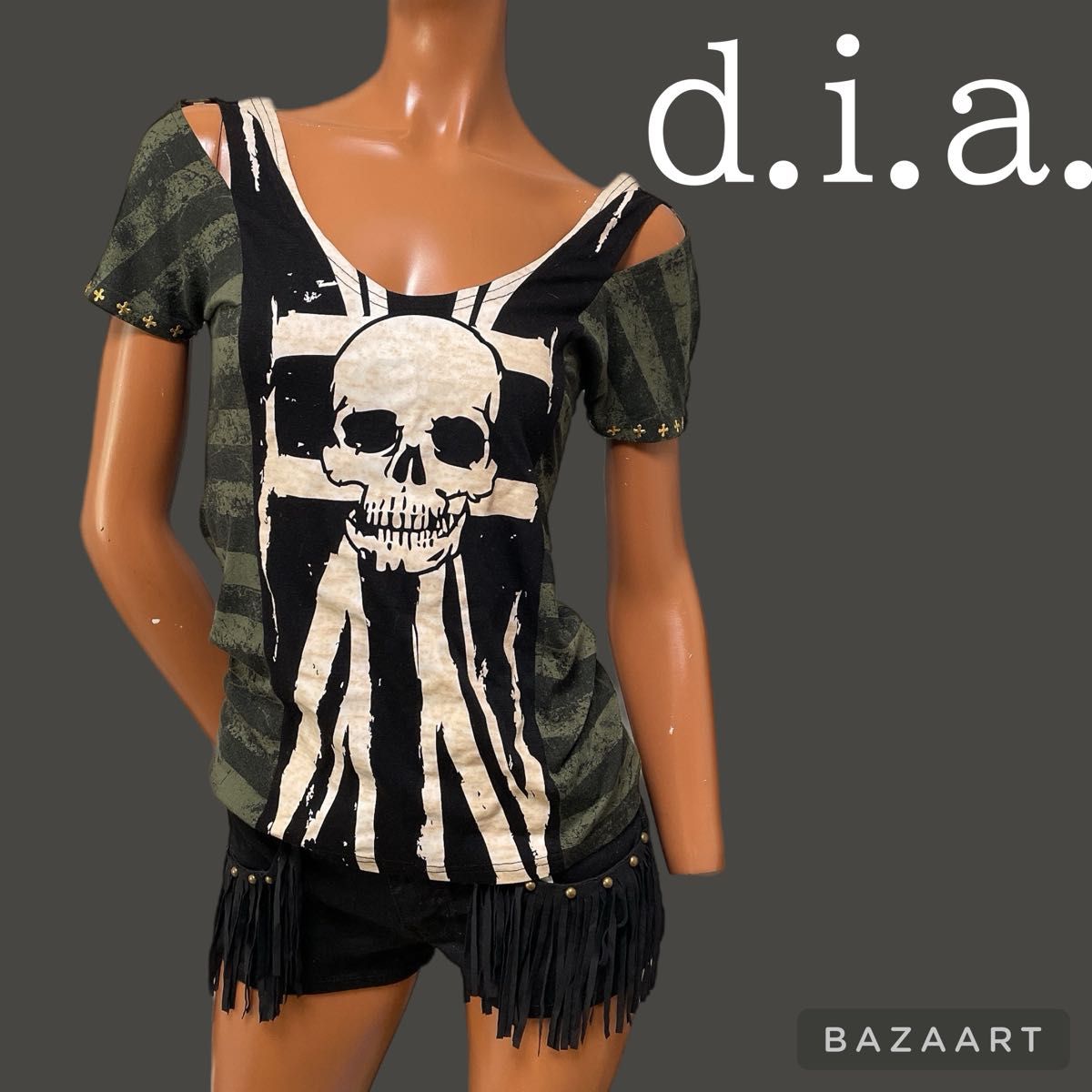 d.i.a. スカルx十字架 露出 Tシャツ