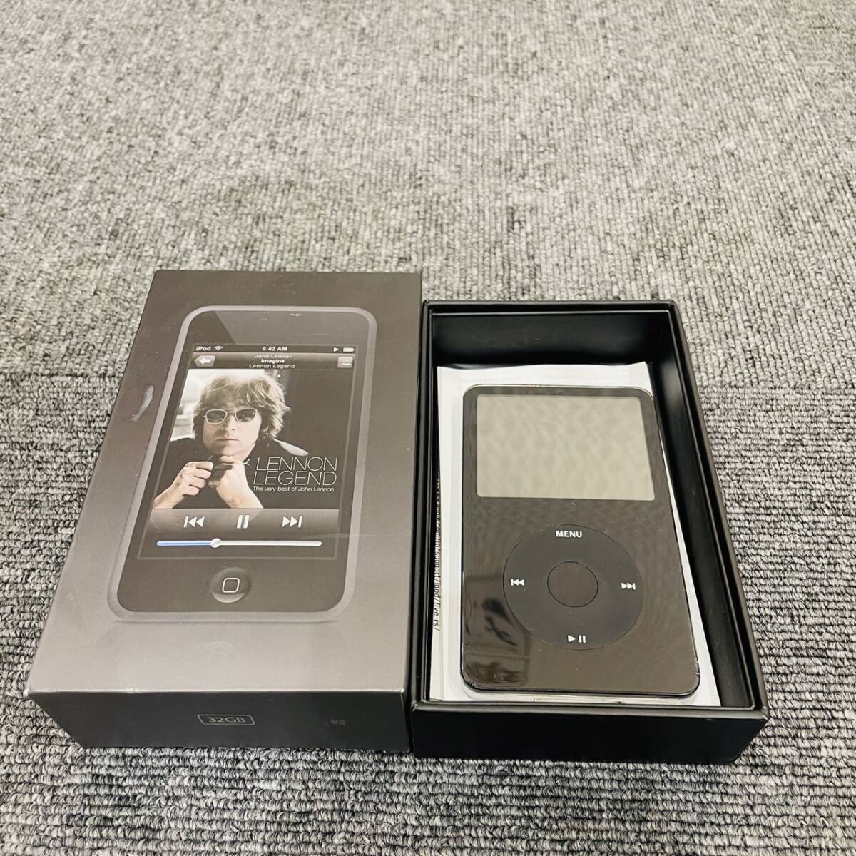 【H10337OOR】 1円～ 雑貨おまとめ 電化製品 キーホルダー イヤホン TOMMY HILFIGER MIKIMOTO ドラえもん 扇風機 布団乾燥機_画像8