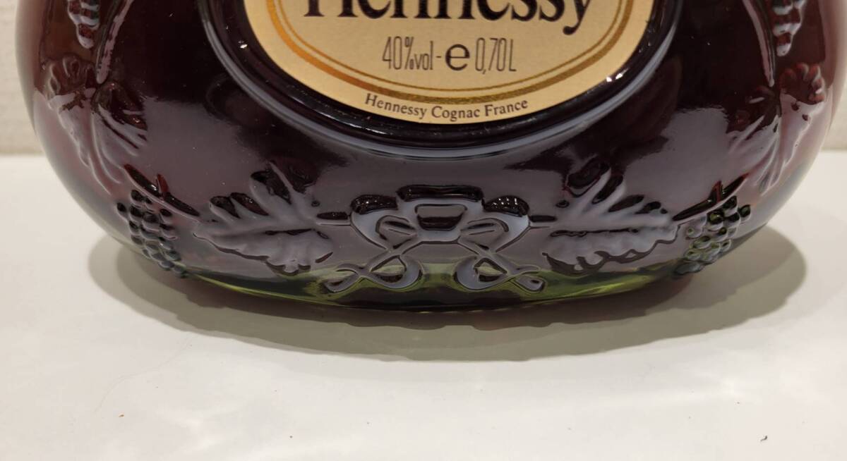 【ND-2656FH】1円スタート Hennessy X.O ヘネシー COGNAC コニャック 金キャップ グリーンボトル 700ml 40% 未開栓 箱付き 洋酒 古酒 お酒の画像5