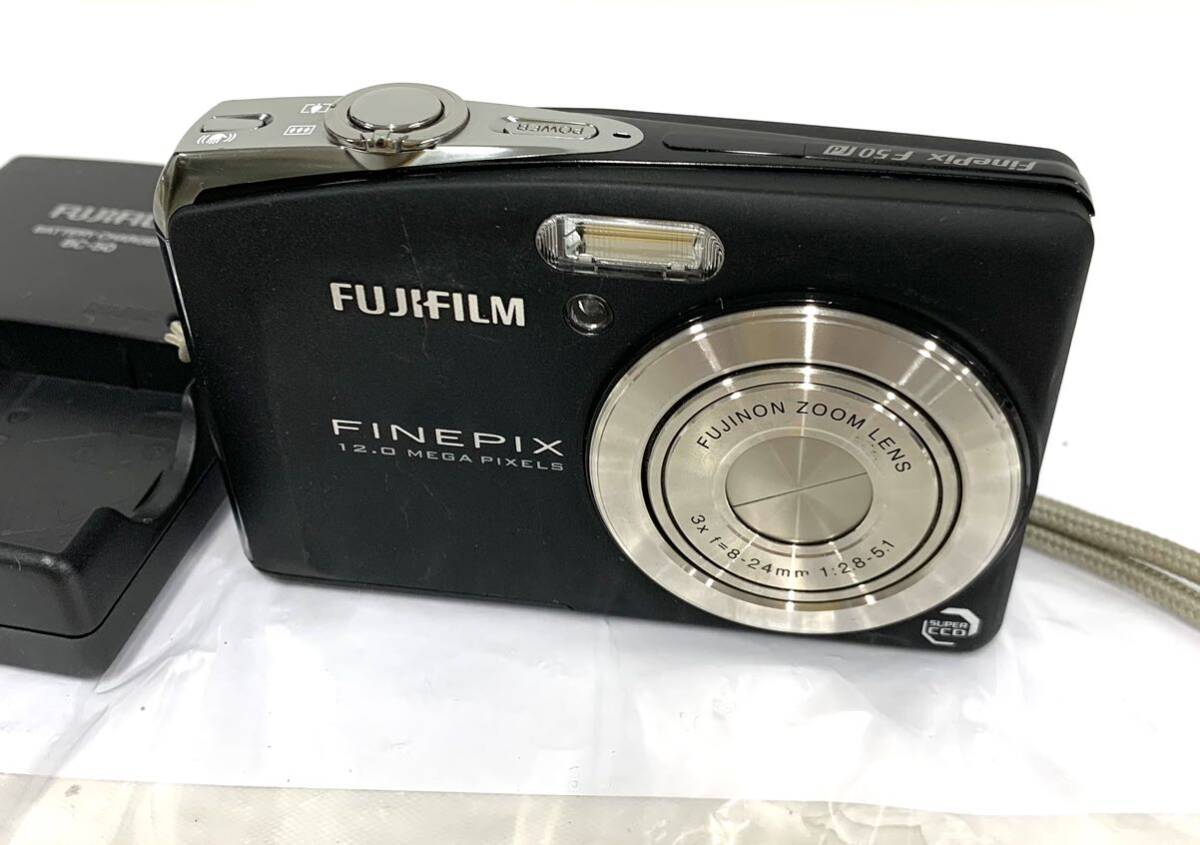通電ok FUJIFILM コンパクトデジタルカメラ デジタルカメラFUJIFILM FINEPIX F50 fd 3×f=8-24mm 1:2.8-5.1 現状品 カ15_画像1
