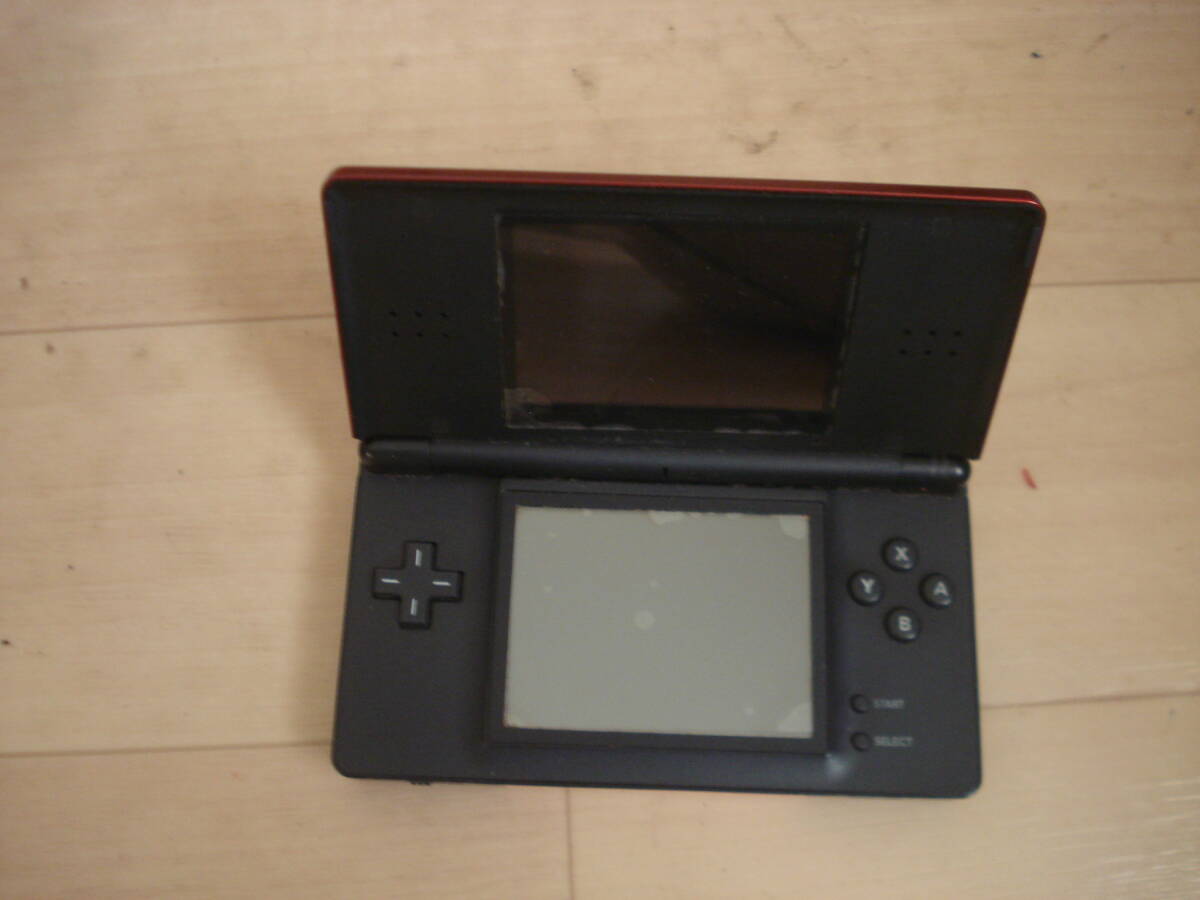 I* nintendo Nintendo DS light Crimson / black body electrification possible operation not yet verification * postage 215 jpy 