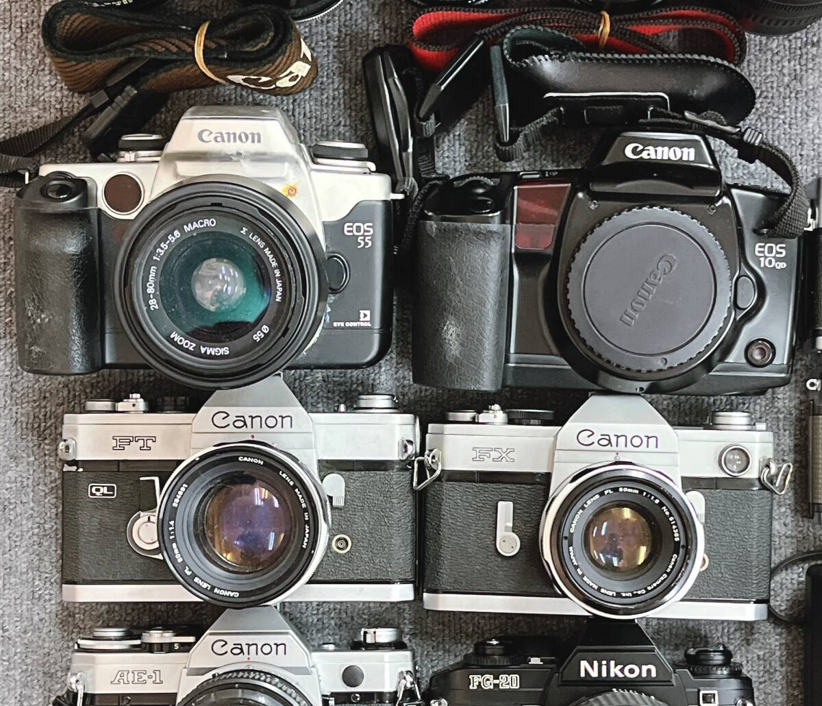 F：大量 カメラ レンズ アクセサリーなど まとめて（キャノン AE-1・オリンパス PEN・アサヒペンタックス・ニコン・ヤシカなど色々）の画像2