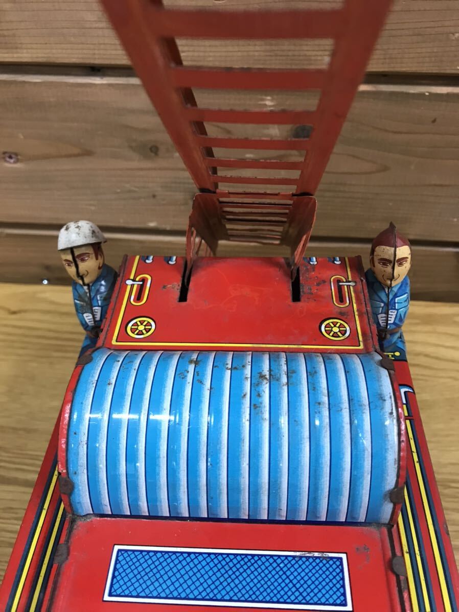 ヨネザワ ブリキ おもちゃ 消防車 FD TANK 米澤玩具 車 全長42cm_画像8