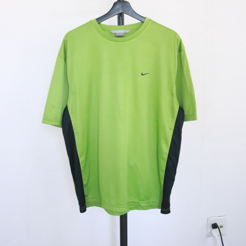 P405 2000年代製 NIKE ナイキ 半袖メッシュTシャツ■00s 表記Lサイズ グリーン 緑 アメカジ ストリート Y2K 古着 古着卸 オールド 激安 90s_画像1